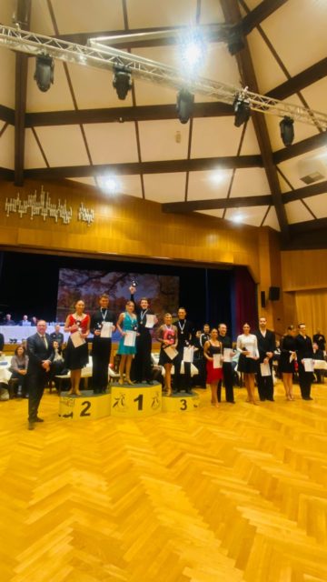 Liam und Katharina sind Landesmeister der Hauptgruppe D Latein 2025.